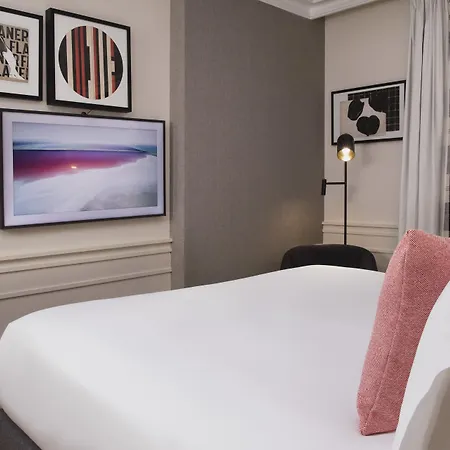 Maison Elle 4* Paris