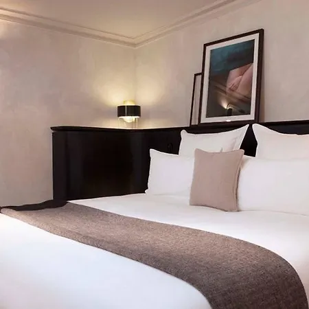 Maison Elle 4*