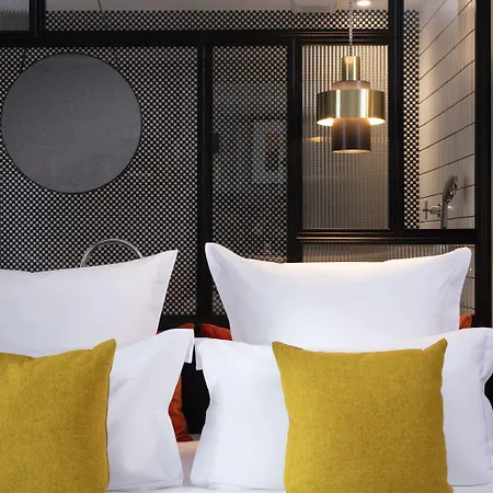 Maison Elle Ξενοδοχείο 4*