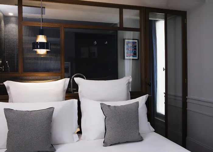 Maison Elle Hotel