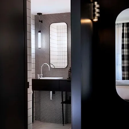Отель Maison Elle